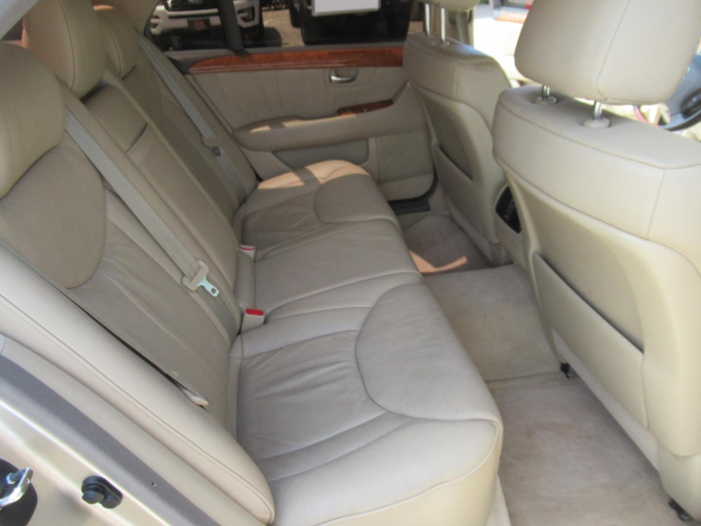 2004 /Tan Lexus LS 430 LS 430 (JTHBN36F740) with an 4.3L V8 F DOHC 32V engine, Automatic transmission, located at 1511 North Shepherd Dr., Houston, TX, 77008, (281) 657-1221, 29.798361, -95.412560 - 2004 LEXUS LS 430 VIN: JTHBN36F740150621 J T H B N 3 6 F 7 4 0 1 5 0 6 2 1 SEDAN 4 DR 4.3L V8 F DOHC 32V GASOLINE REAR WHEEL DRIVE - Photo#8